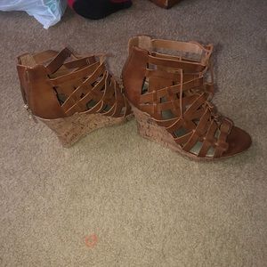 Guess super cute brown with beige trim wedges